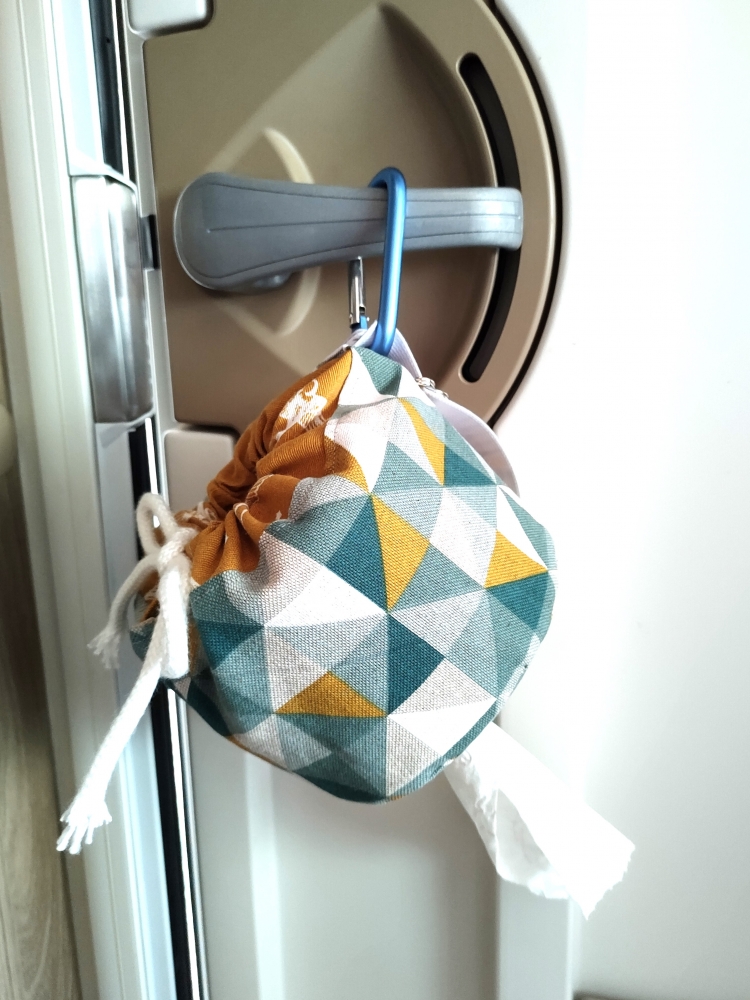 Bild 1 von Nähanleitung Beutel für Klopapier Camping Kosmetiktücher oder auch  für Strickwolle und Krimskrams