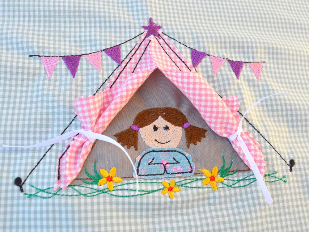 Bild 1 von Stickdatei Zelt doodle mit 3D Zelteingang, Camping, wir gehen zelten 13x18cm