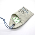 Bild 3 von Stickdatei Etui kleine Apotheke für Pflaster fünf Motive  / (Stickflächengröße) 20x22cm